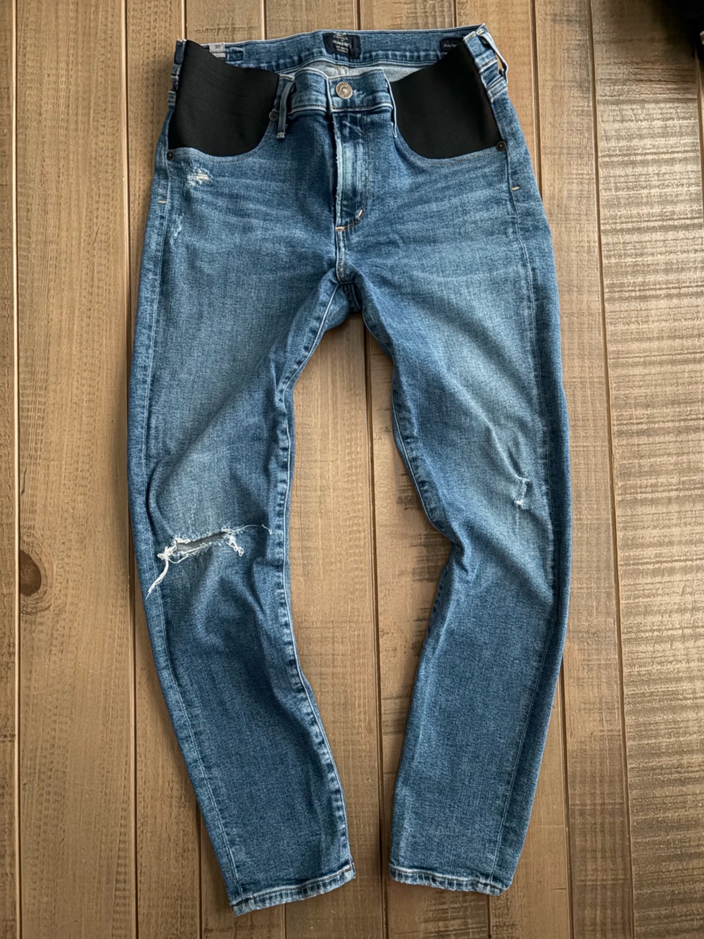 Citizens of Humanity Maternity Distressed Jeans with Side Stretch Panels Size 30